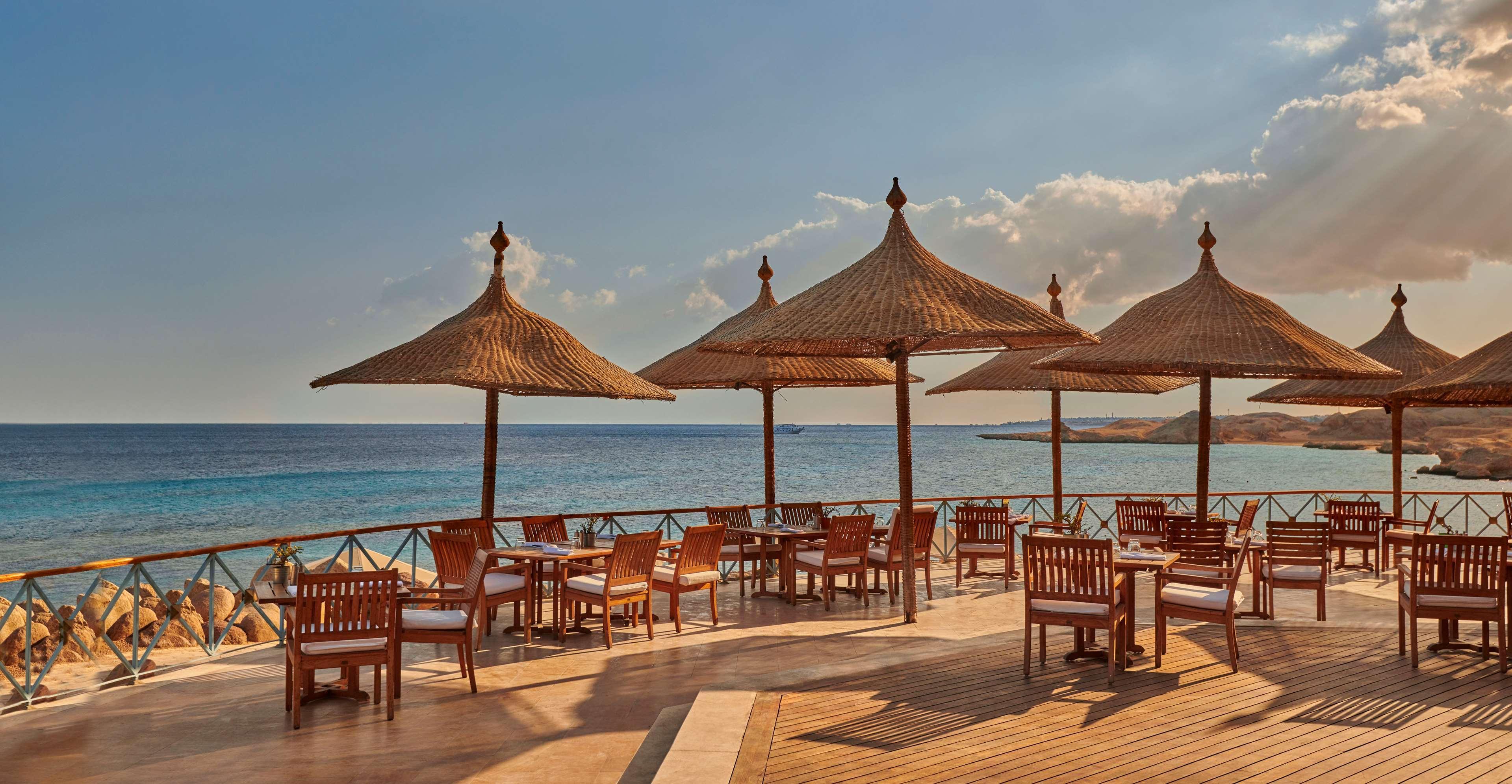 Park Regency Sharm El Sheikh Resort Exterior foto The beach at the resort