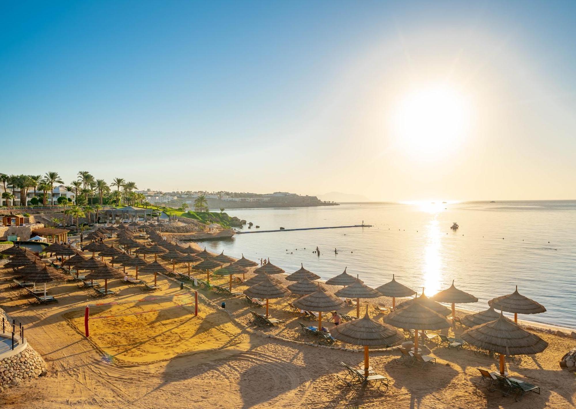 Park Regency Sharm El Sheikh Resort Exterior foto Sunset at the beach of Makadi Bay